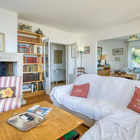 Dom wakacyjny Awesome In *