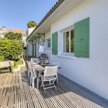 Dom wakacyjny Awesome In